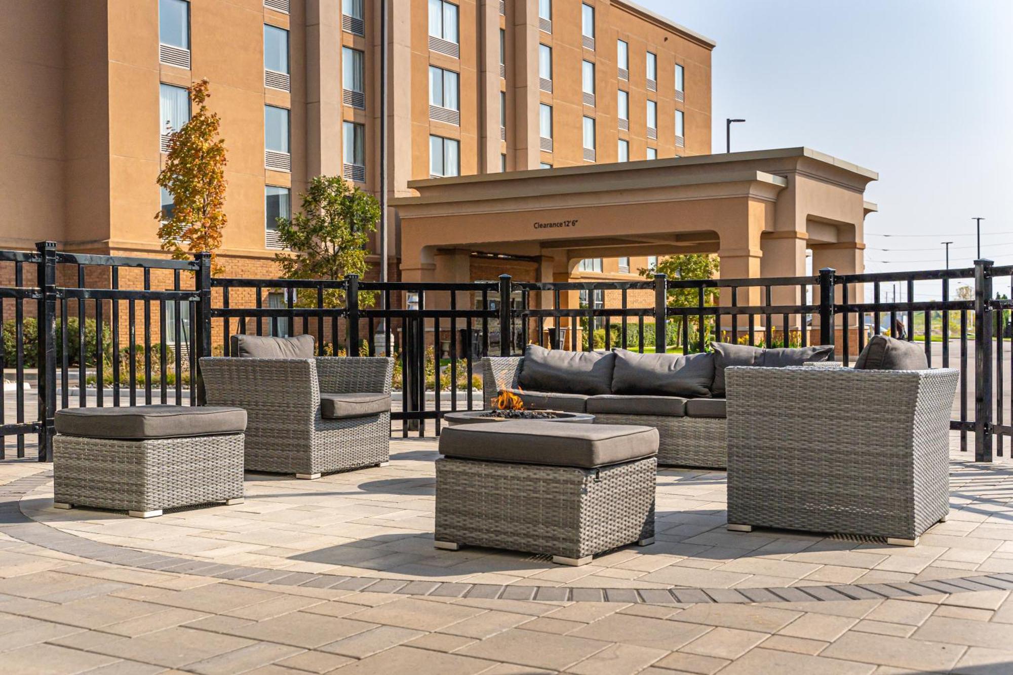 Hampton Inn & Suites By Hilton Brantford Εξωτερικό φωτογραφία